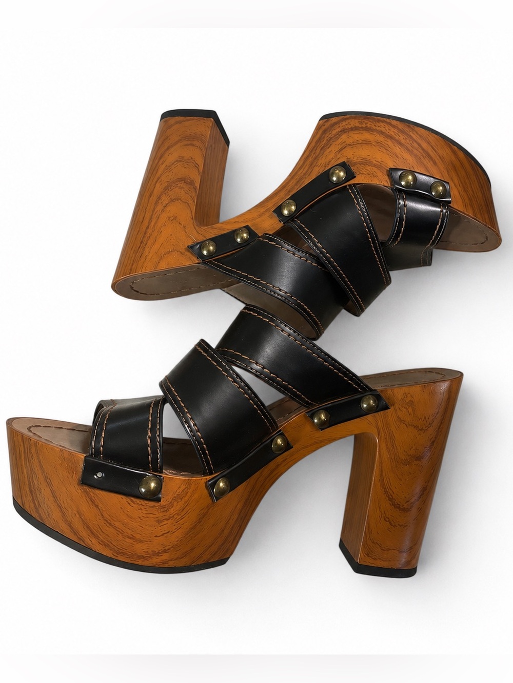 BCBG Generation Y2K Zadie Leather Platform Clog Sandals Wood Studded Heels 7.5